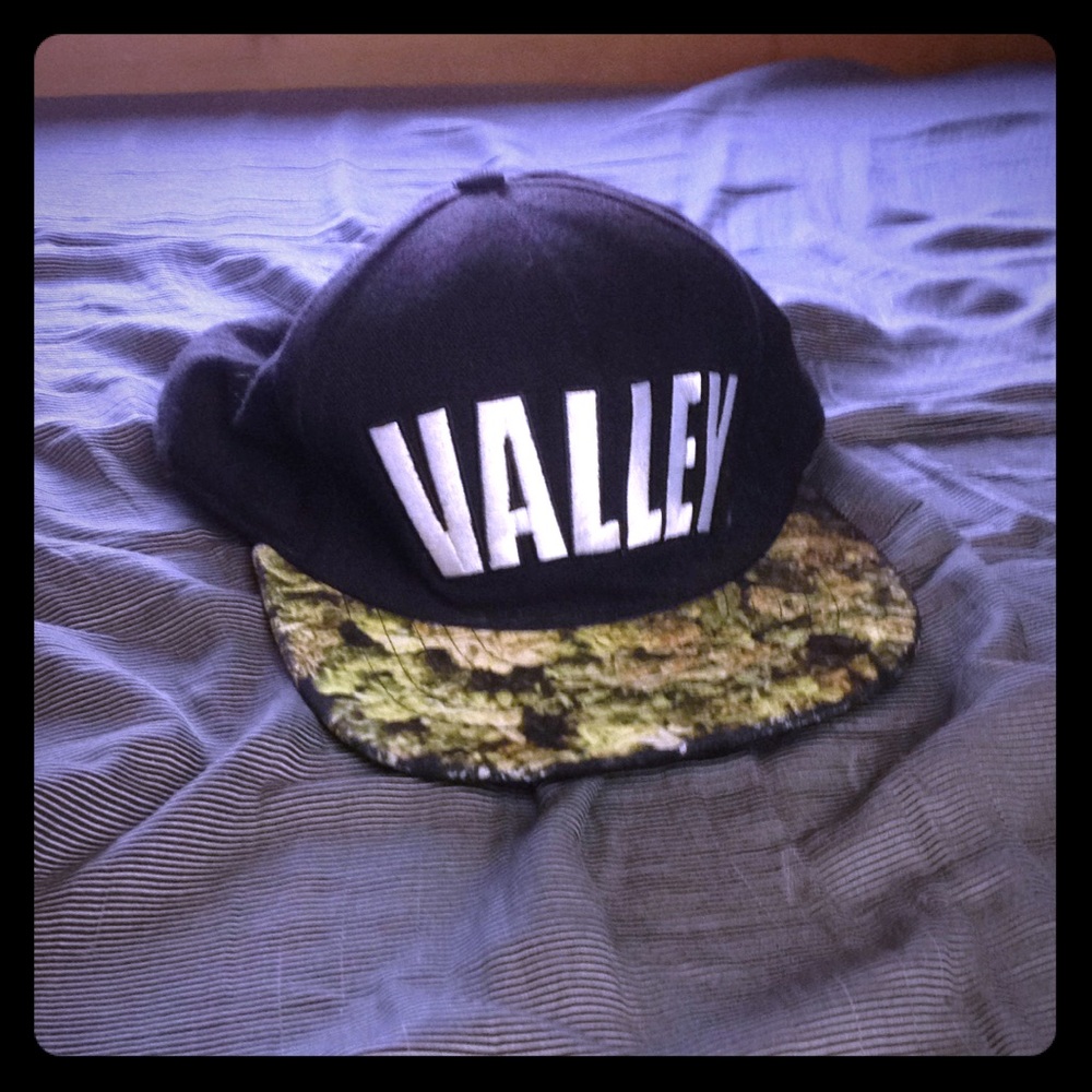 Black Primitive cannabis hat